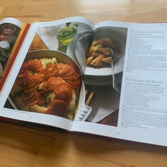 Tuscany and Provence The beautiful cookbook two hard cover cookbooks - Picture 8 of 9